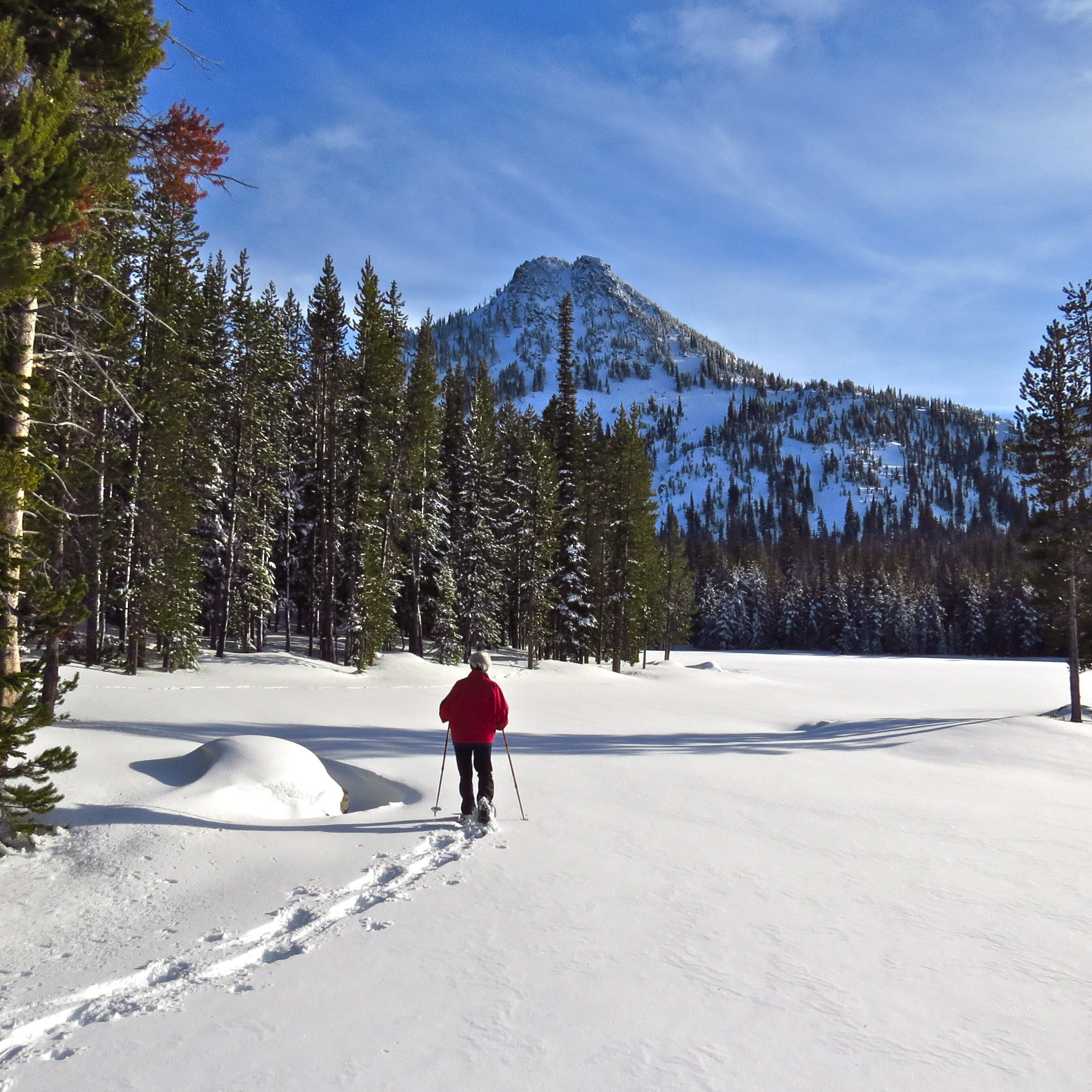 EWV Anthony Lakes snowshoeing 1